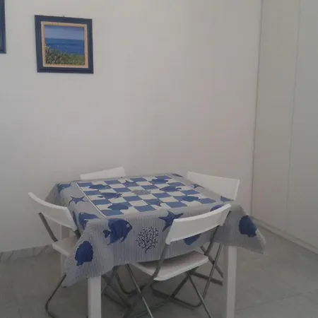 Felloniche In Der Naehe Des Meeres By Interhome Castrignano del Capo